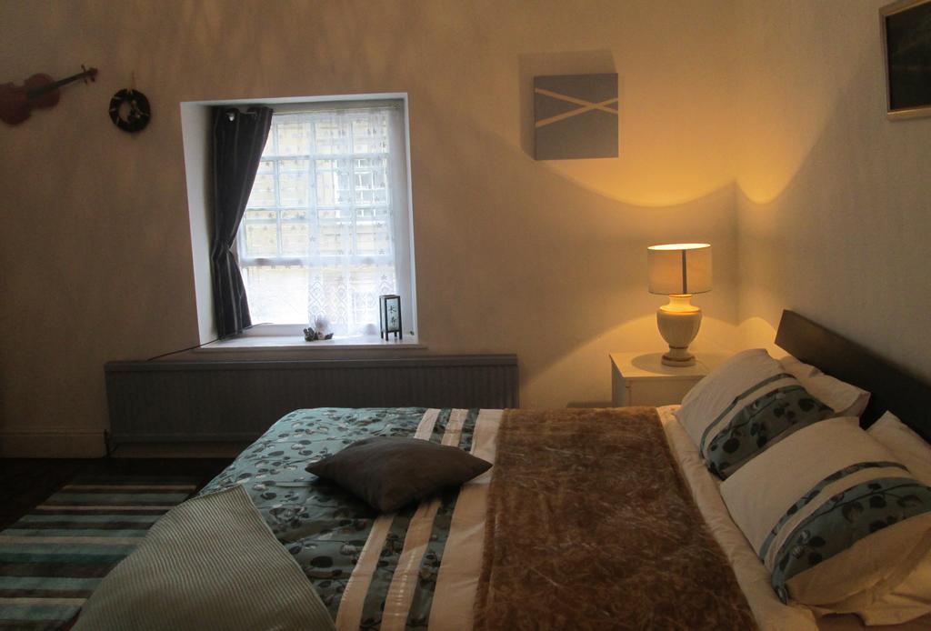 One Castle Street Bed And Breakfast 贝克韦尔 客房 照片