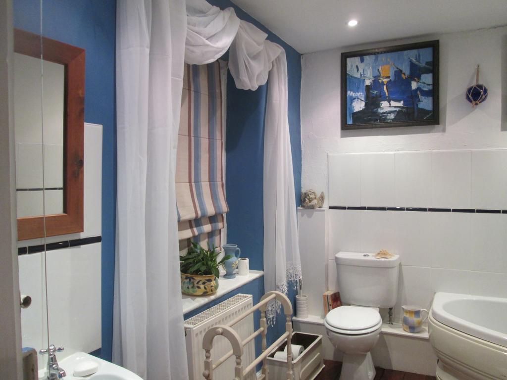 One Castle Street Bed And Breakfast 贝克韦尔 外观 照片
